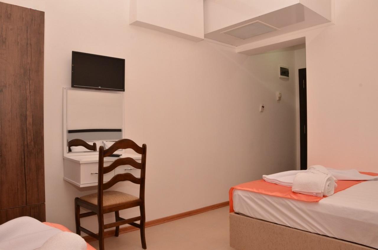 Oeren Konak Otel Екстериор снимка