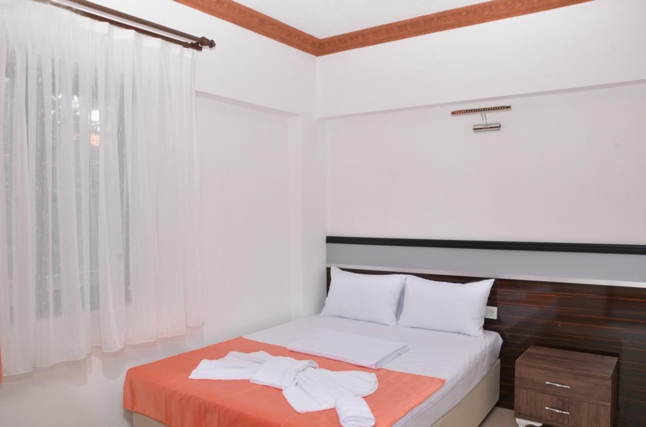 Oeren Konak Otel Екстериор снимка