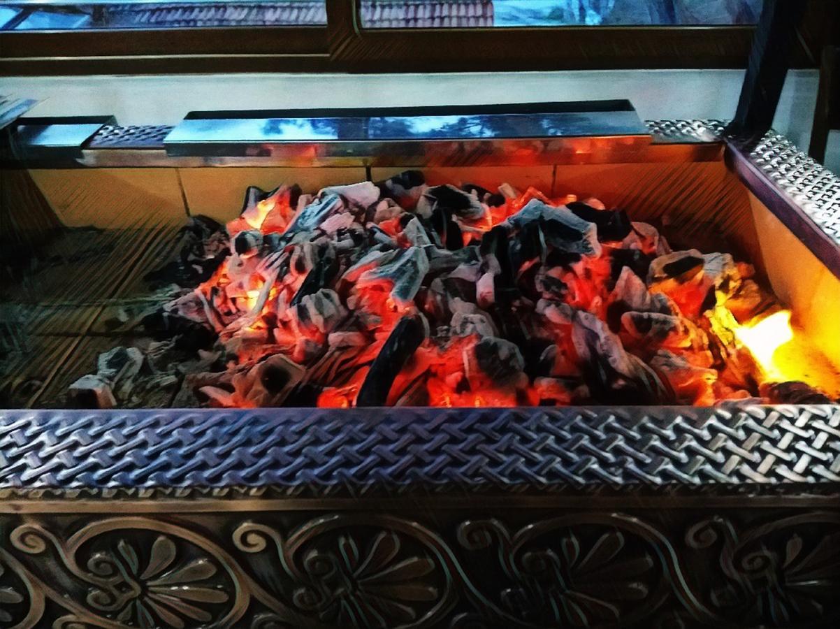 Oeren Konak Otel Екстериор снимка
